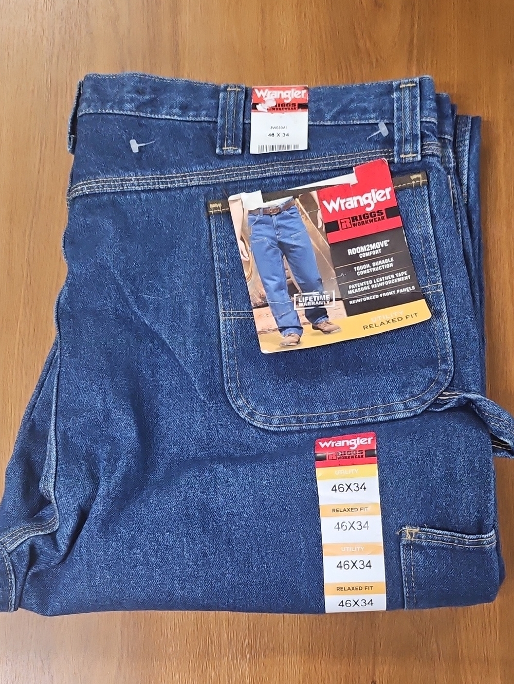 Wrangler Men's Relaxed Fit Dark Blue Denim Jeans 46X34